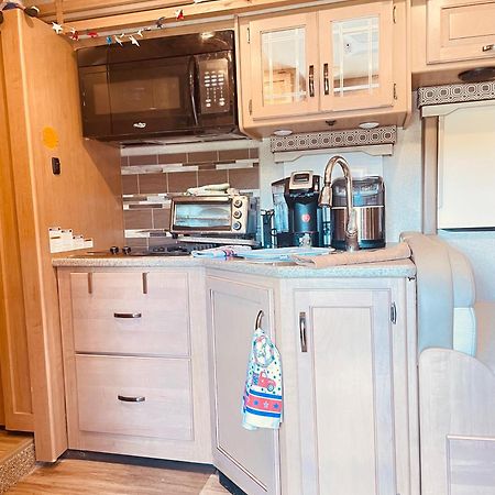 Private Cozy R/V , For Your Enjoyment Tamiami Extérieur photo